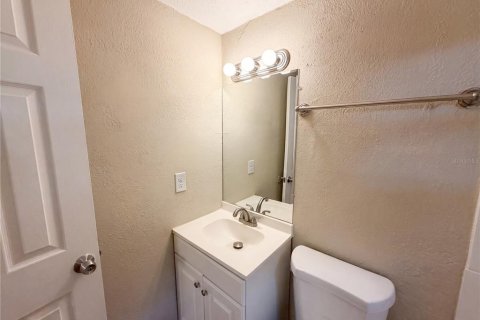 House in Sanford, Florida 3 bedrooms, 90.12 sq.m. № 2100343 - photo 18