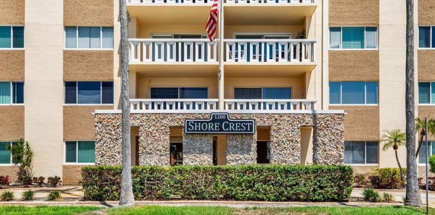 Condominio en Saint Petersburg, Florida, 2 dormitorios  № 1793478