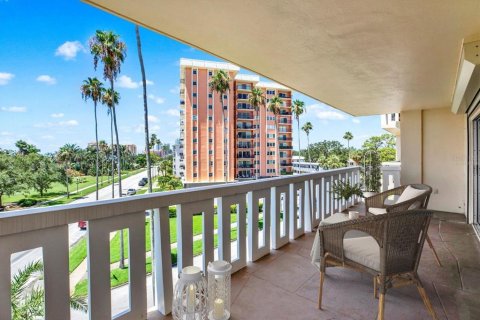 Condominio en venta en Saint Petersburg, Florida, 2 dormitorios, 139.35 m2 № 1793478 - foto 5