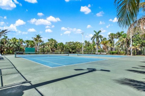 Condominio en venta en Saint Petersburg, Florida, 2 dormitorios, 139.35 m2 № 1793478 - foto 30
