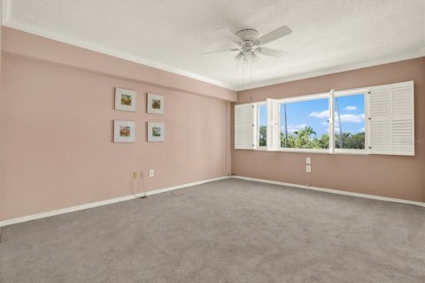 Condominio en venta en Saint Petersburg, Florida, 2 dormitorios, 139.35 m2 № 1793478 - foto 22