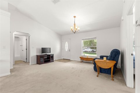 House in Ocala, Florida 3 bedrooms, 121.24 sq.m. № 1841463 - photo 4