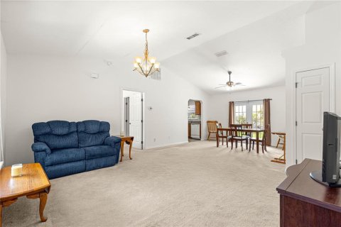 House in Ocala, Florida 3 bedrooms, 121.24 sq.m. № 1841463 - photo 3