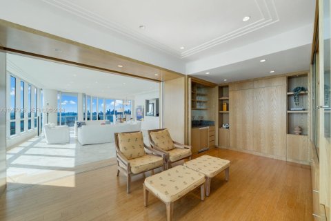 Copropriété à louer à Miami Beach, Floride: 3 chambres, 309.83 m2 № 2018035 - photo 9