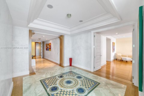 Copropriété à louer à Miami Beach, Floride: 3 chambres, 309.83 m2 № 2018035 - photo 18