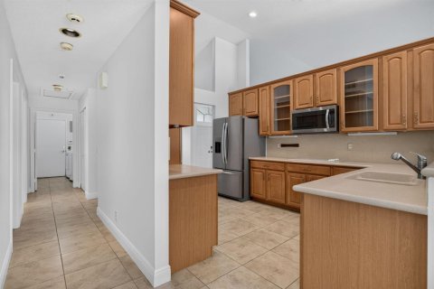 House in Coral Springs, Florida 4 bedrooms, 225.94 sq.m. № 2088100 - photo 19