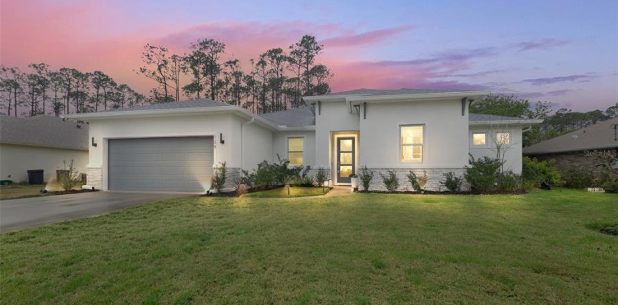 House in Palm Coast, Florida 4 bedrooms, 214.33 sq.m. № 1916212