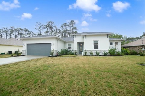 House in Palm Coast, Florida 4 bedrooms, 214.33 sq.m. № 1916212 - photo 2