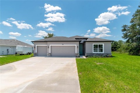 House in Ocala, Florida 4 bedrooms, 184.88 sq.m. № 1916809 - photo 1