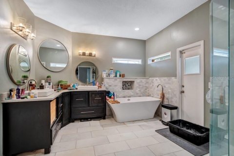 Casa en venta en Orlando, Florida, 4 dormitorios, 262.73 m2 № 2386770 - foto 26