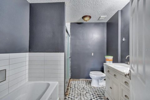 Casa en venta en Orlando, Florida, 4 dormitorios, 262.73 m2 № 2386770 - foto 29