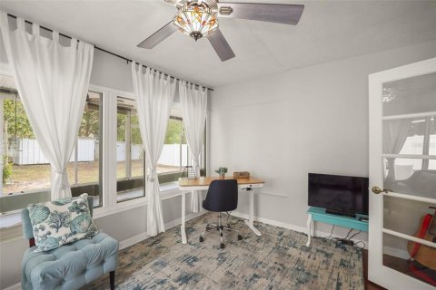 House in Clearwater, Florida 2 bedrooms, 116.59 sq.m. № 2378364 - photo 4