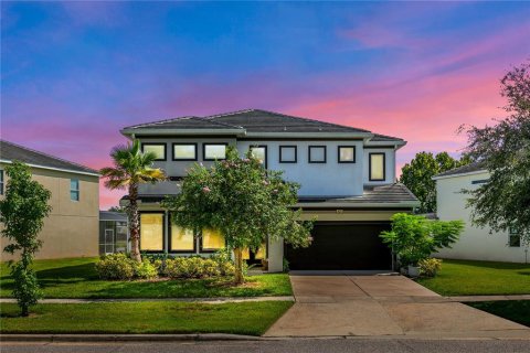 House in Kissimmee, Florida 6 bedrooms, 313.82 sq.m. № 1881331 - photo 1