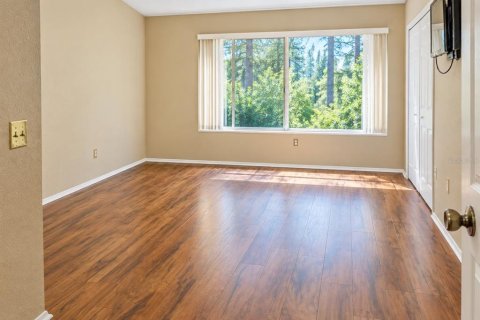 Touwnhouse à louer à Tampa, Floride: 2 chambres, 107.02 m2 № 2390930 - photo 12