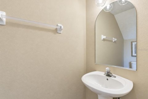 Touwnhouse à louer à Tampa, Floride: 2 chambres, 107.02 m2 № 2390930 - photo 10