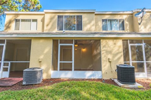 Touwnhouse à louer à Tampa, Floride: 2 chambres, 107.02 m2 № 2390930 - photo 19