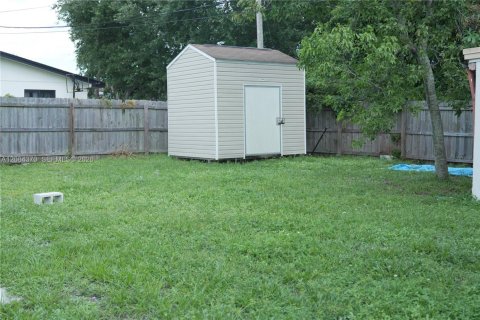 Immobilier commercial à vendre à Miami, Floride: 205.5 m2 № 2390140 - photo 22