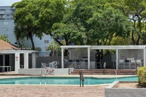 Снять в аренду кондоминиум в Норт-Майами, Флорида 1 спальня, 72.65м2, № 2004976 - фото 15