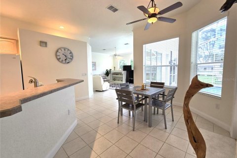 House in Spring Hill, Florida 3 bedrooms, 243.31 sq.m. № 1869721 - photo 14