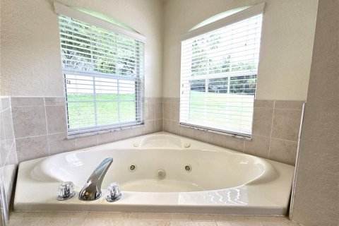 House in Spring Hill, Florida 3 bedrooms, 243.31 sq.m. № 1869721 - photo 21
