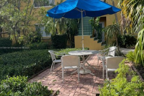 Copropriété à louer à Fort Lauderdale, Floride: 1 chambre, 65.5 m2 № 1944539 - photo 12