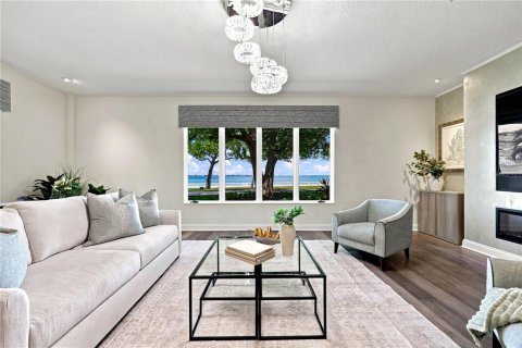 Townhouse in Tampa, Florida 5 bedrooms, 445.56 sq.m. № 2196927 - photo 22