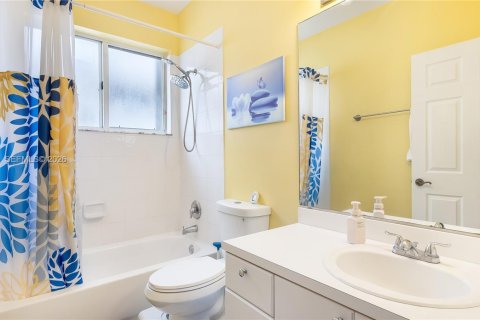 Casa en venta en Homestead, Florida, 4 dormitorios, 244.61 m2 № 2002549 - foto 25