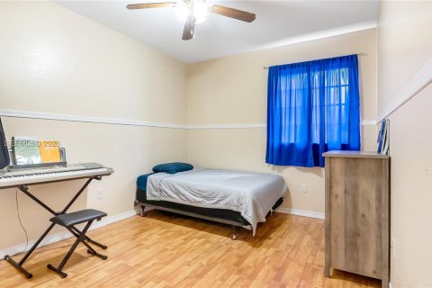 Casa en venta en Homestead, Florida, 4 dormitorios, 244.61 m2 № 2002549 - foto 23