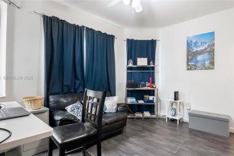 Casa en venta en Homestead, Florida, 4 dormitorios, 244.61 m2 № 2002549 - foto 7