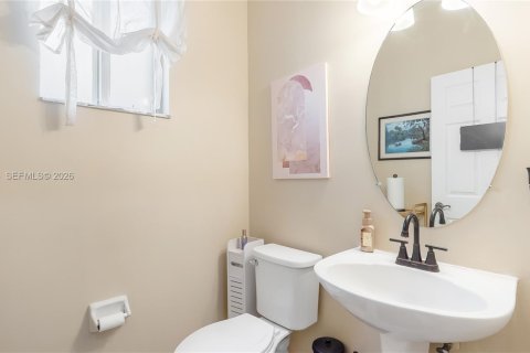 Casa en venta en Homestead, Florida, 4 dormitorios, 244.61 m2 № 2002549 - foto 20