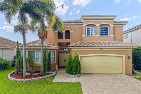 Casa en Homestead, Florida 4 dormitorios, 244.61 m2 № 2002549