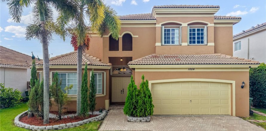 Casa en Homestead, Florida 4 dormitorios, 244.61 m2 № 2002549