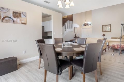 Casa en venta en Homestead, Florida, 4 dormitorios, 244.61 m2 № 2002549 - foto 6