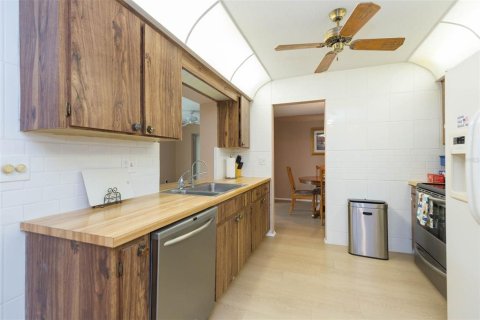 Casa en venta en Palm Harbor, Florida, 2 dormitorios, 155.61 m2 № 1918148 - foto 14
