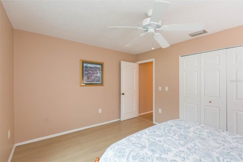 House in Palm Harbor, Florida 2 bedrooms, 155.61 sq.m. № 1918148 - photo 25