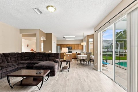 Casa en venta en Tampa, Florida, 4 dormitorios, 238.57 m2 № 2216606 - foto 20