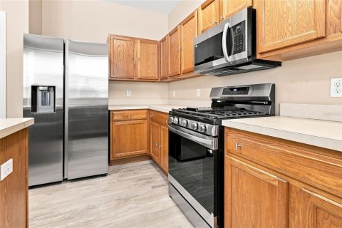 Casa en venta en Tampa, Florida, 4 dormitorios, 238.57 m2 № 2216606 - foto 16