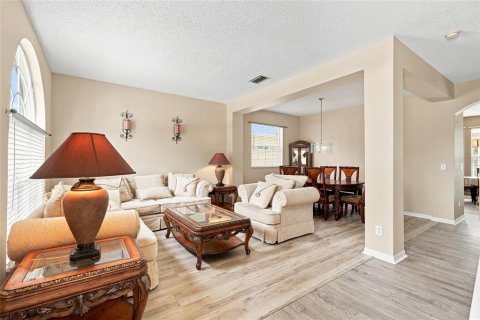 Casa en venta en Tampa, Florida, 4 dormitorios, 238.57 m2 № 2216606 - foto 9