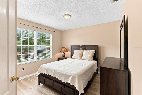 Casa en venta en Tampa, Florida, 4 dormitorios, 238.57 m2 № 2216606 - foto 7