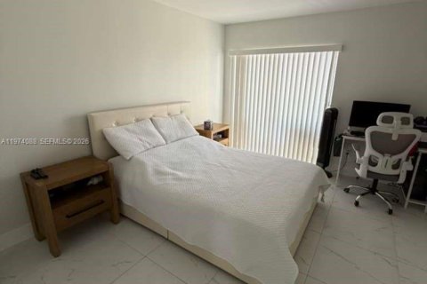 Copropriété à louer à Miami, Floride: 1 chambre, 66.43 m2 № 2036373 - photo 8
