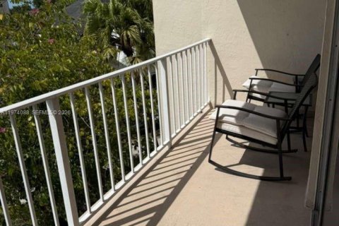 Copropriété à louer à Miami, Floride: 1 chambre, 66.43 m2 № 2036373 - photo 14