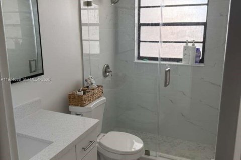 Copropriété à louer à Miami, Floride: 1 chambre, 66.43 m2 № 2036373 - photo 11