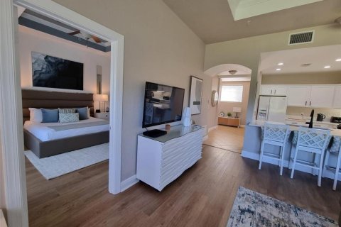 Copropriété à louer à Four Corners, Floride: 3 chambres, 197.32 m2 № 1686905 - photo 8