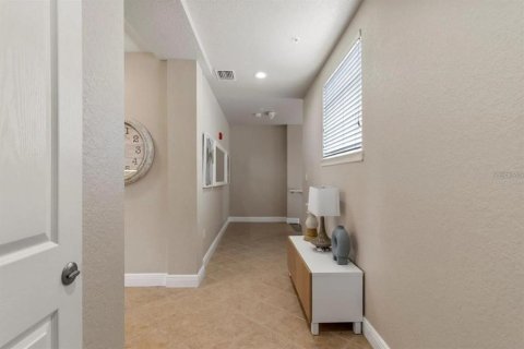 Copropriété à louer à Four Corners, Floride: 3 chambres, 197.32 m2 № 1686905 - photo 19