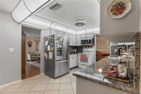Casa en venta en Pinellas Park, Florida, 2 dormitorios, 161.37 m2 № 1916224 - foto 16