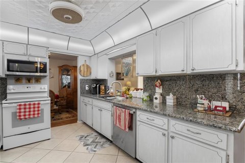 Casa en venta en Pinellas Park, Florida, 2 dormitorios, 161.37 m2 № 1916224 - foto 17