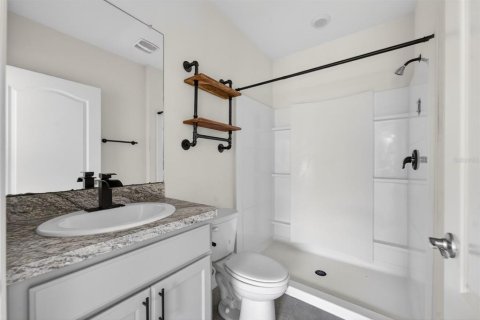 House in Winter Haven, Florida 3 bedrooms, 132.48 sq.m. № 2233308 - photo 20