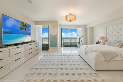 Condo in Pompano Beach, Florida, 3 bedrooms  № 1711128 - photo 18