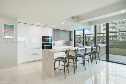 Condo in Pompano Beach, Florida, 3 bedrooms  № 1711128 - photo 8
