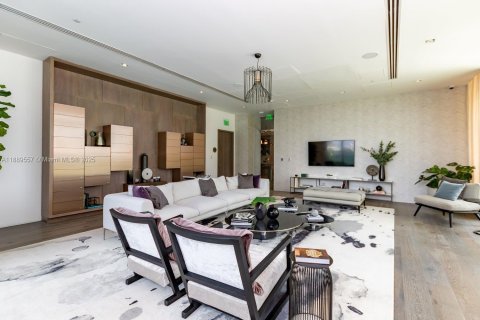 Снять в аренду кондоминиум в Майами, Флорида 1 спальня, 83.43м2, № 1944878 - фото 20